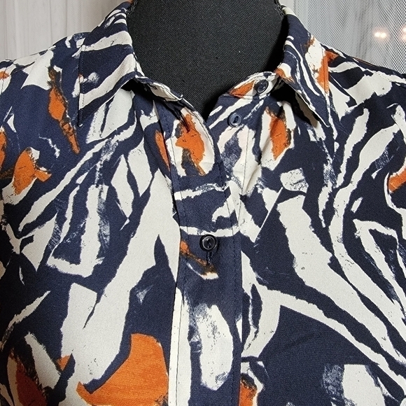 new York & Co Sleeveless Button Front Collared Blouse Size S - Picture 2 of 10